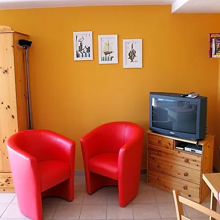 Komfortable In Strandnahe In 4*