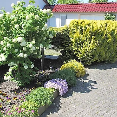 Hotel Komfortable In Strandnahe In
